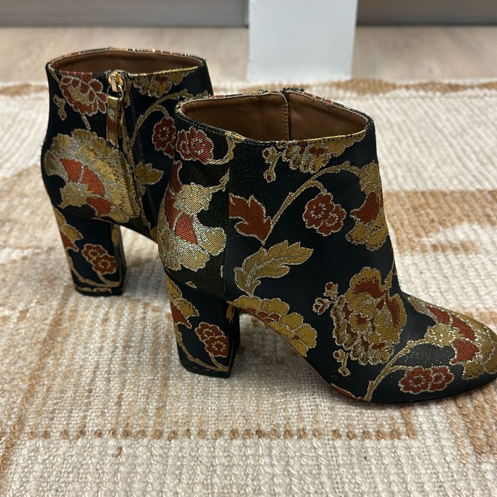 Aquazzura Brocade ankle boots size 39